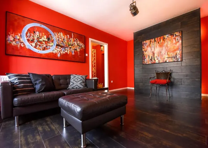 Downtown Oasis: With Cozy Charm