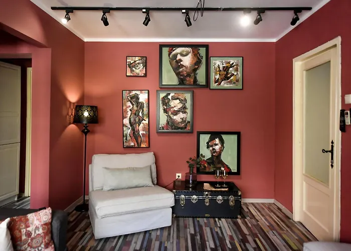 Downtown Oasis: With Cozy Charm Lejlighed Bukarest