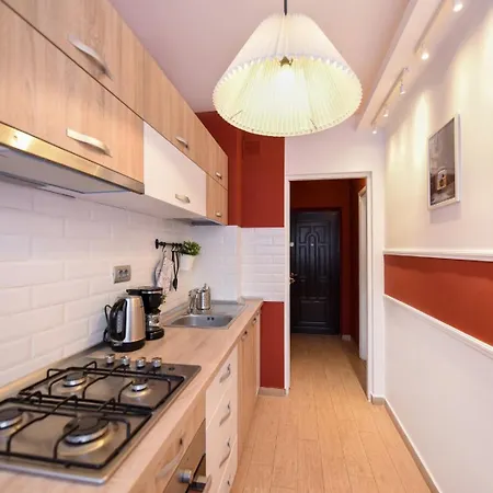 Daire Downtown Oasis: With Cozy Charm